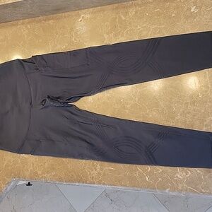 Fanka Body Sculpt Gray Textured Power 3/4 Leggings, S